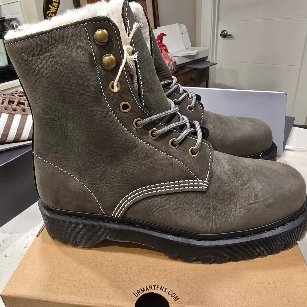 Dr. Martens 1460 Pascal Bex Fleece Lined Grey Men's Size 10 US 4149020 Boots NEW